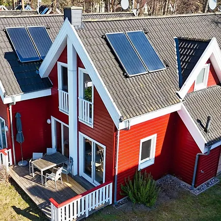 Wellenlaeufer Haus - Sauna, Terrasse, Garten Holiday home Glowe